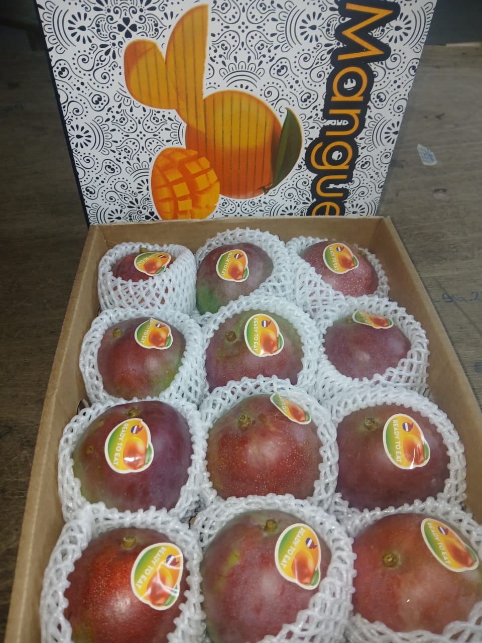 Kent mangoes SOSAF-CI — export grade with protective nets